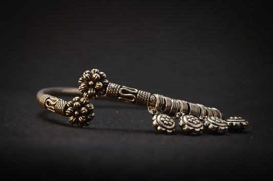 gold and silver beaded bracelet