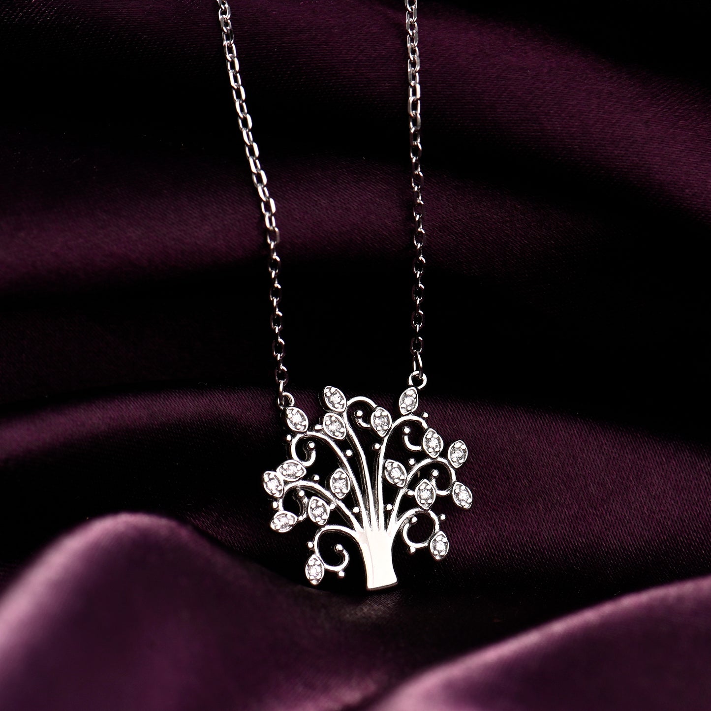 Tree of Wisdom Silver Pendant with Link Chain