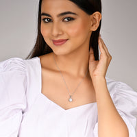 Silver Bold Solitaire Pendant with Link Chain