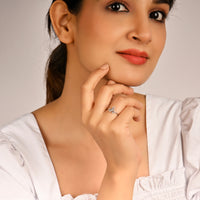 Glamourous Floral Silver Ring