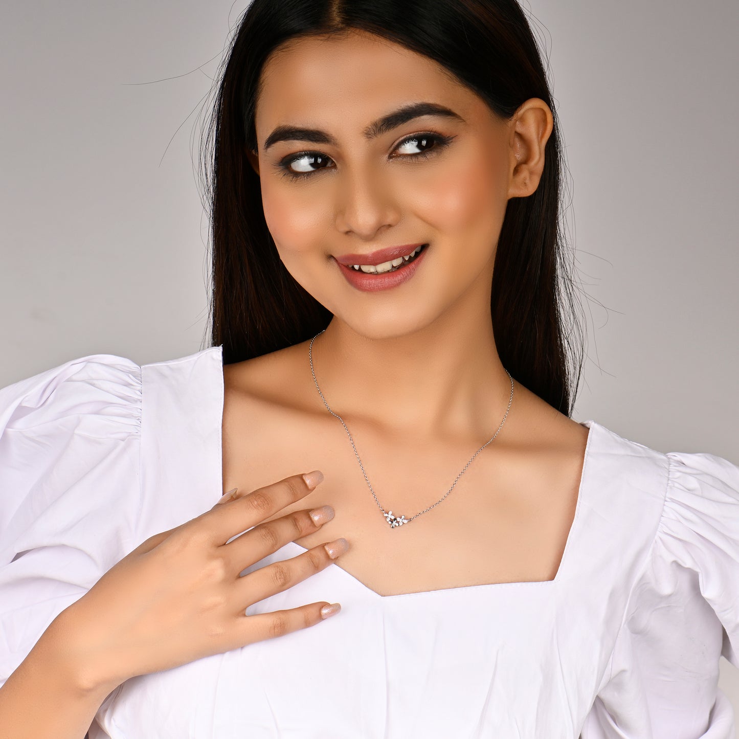 Triple Flower Silver  Zircon Pendant with Link Chain