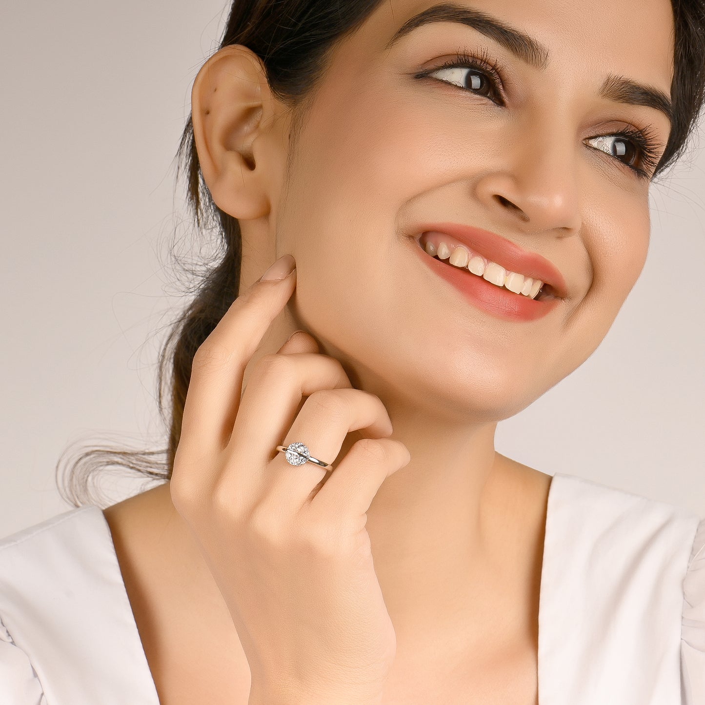 Gleaming Halo Zircon Silver Ring