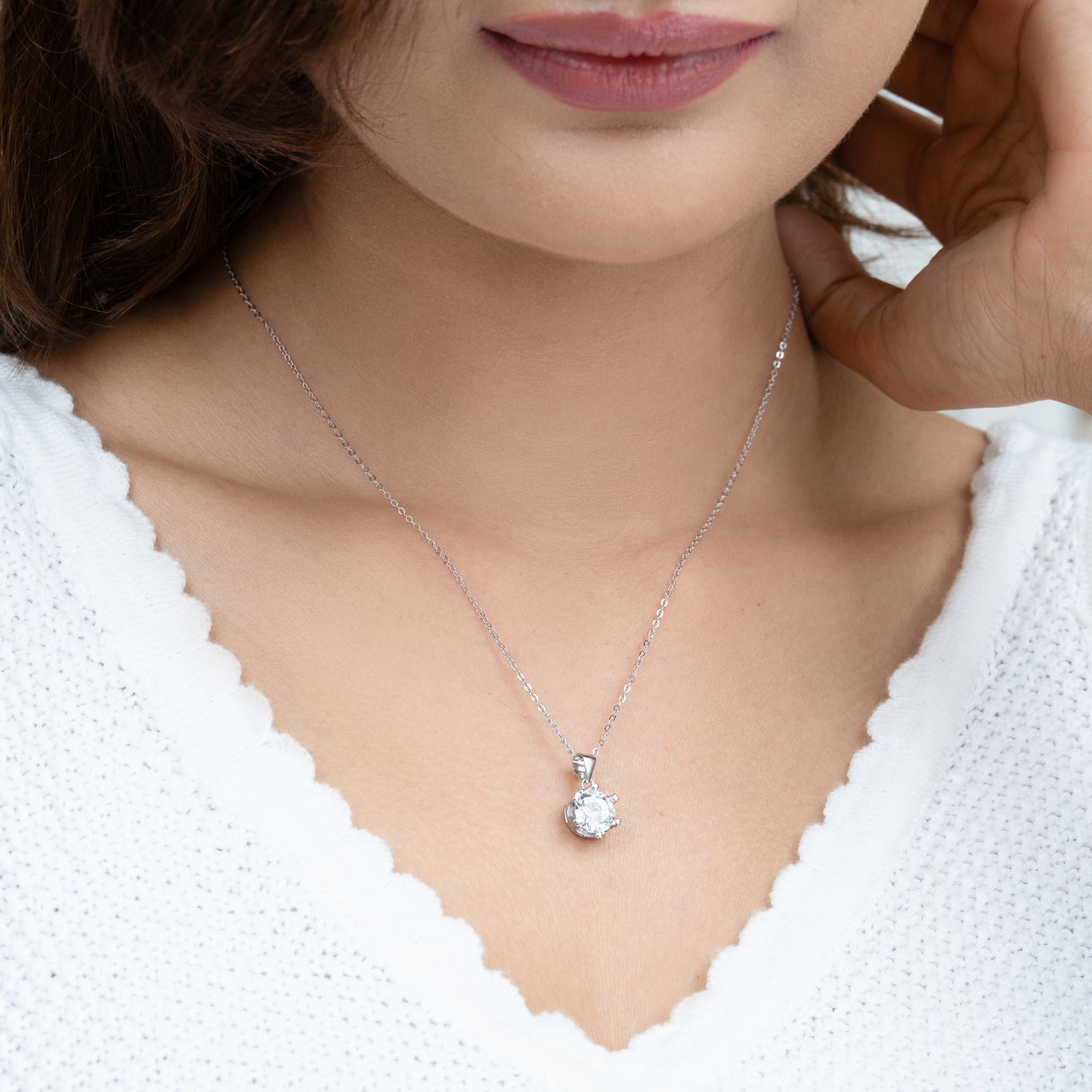 Silver Bold Solitaire Pendant with Link Chain