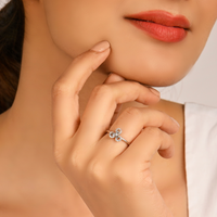 Glamourous Floral Silver Ring