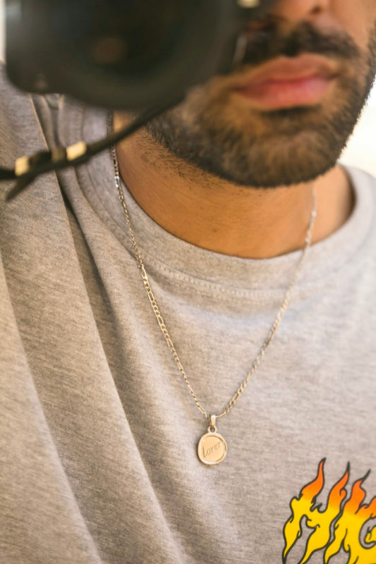Frequently Asked Questions About Pairing Silver Jewellery with Outfits - RACHIVA