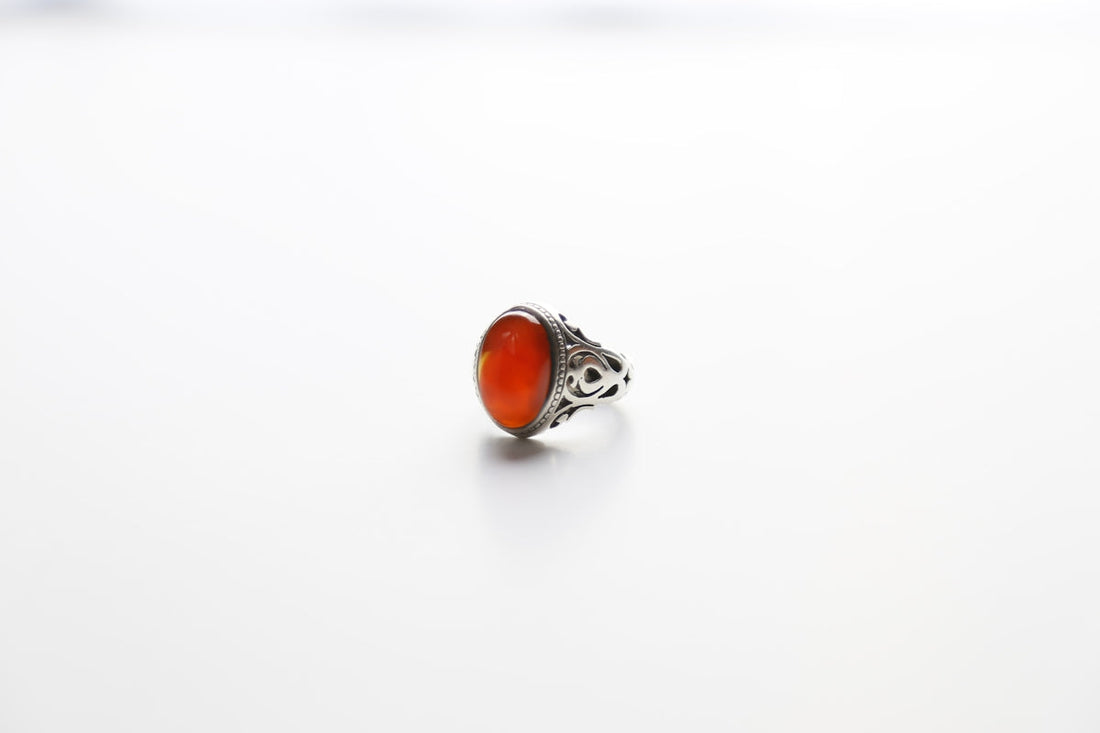 Beginner's Guide to Collecting Antique Silver Jewellery - RACHIVA