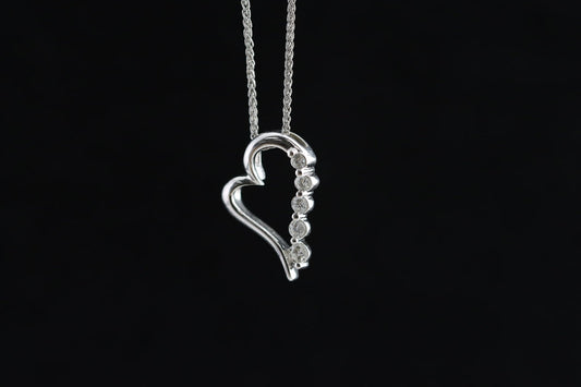 Solving Tarnish Issues: A Step-by-Step Guide for Silver Jewellery - RACHIVA