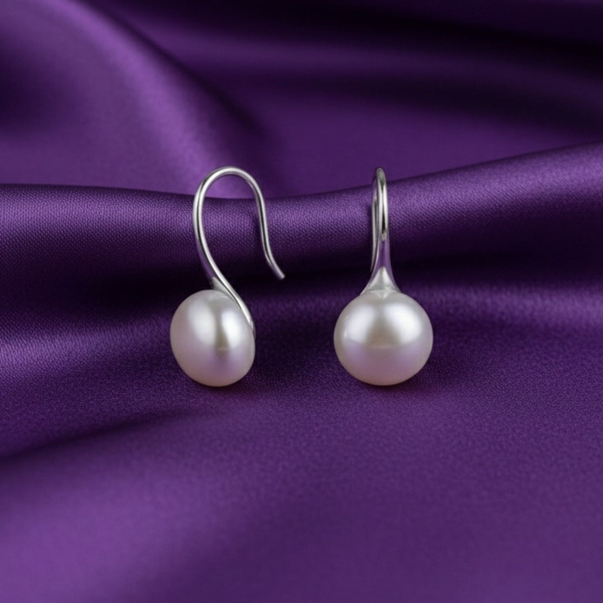 Rachiva 925 Sterling Silver Minimal Pearl Hook Earrings