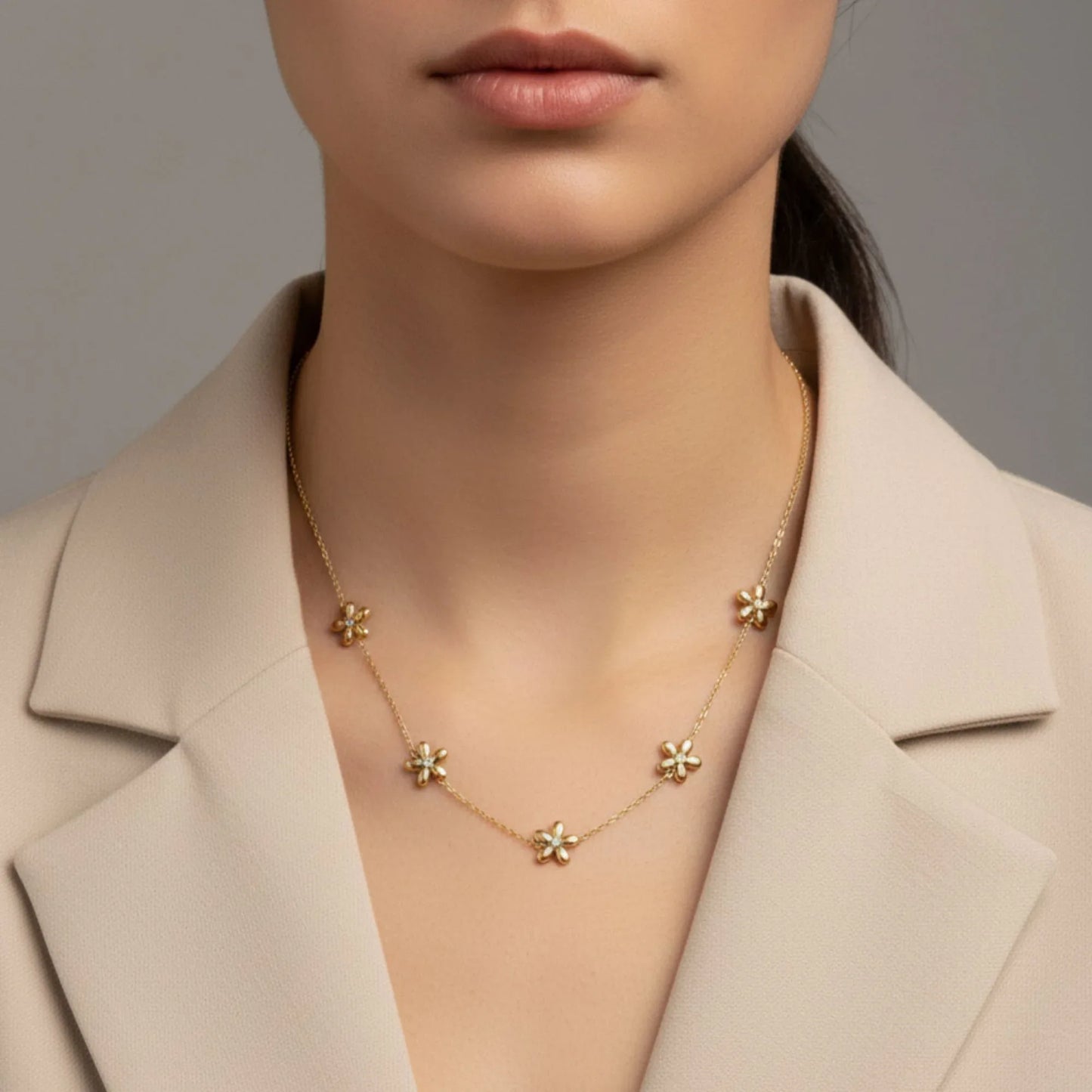 18K Gold Plated Floral Charm Necklace - RACHIVA