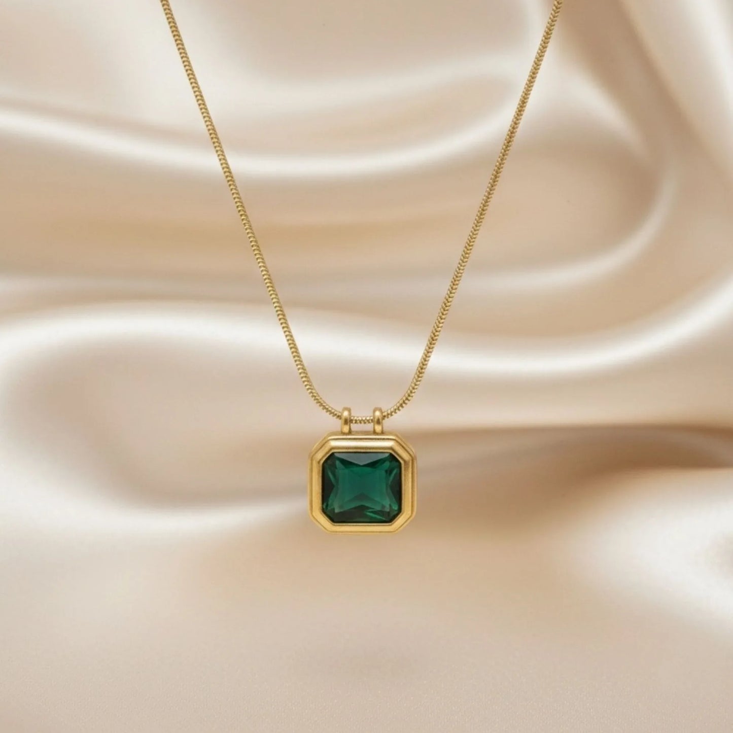 18K Gold Plated Green Square Pendant Necklace - RACHIVA