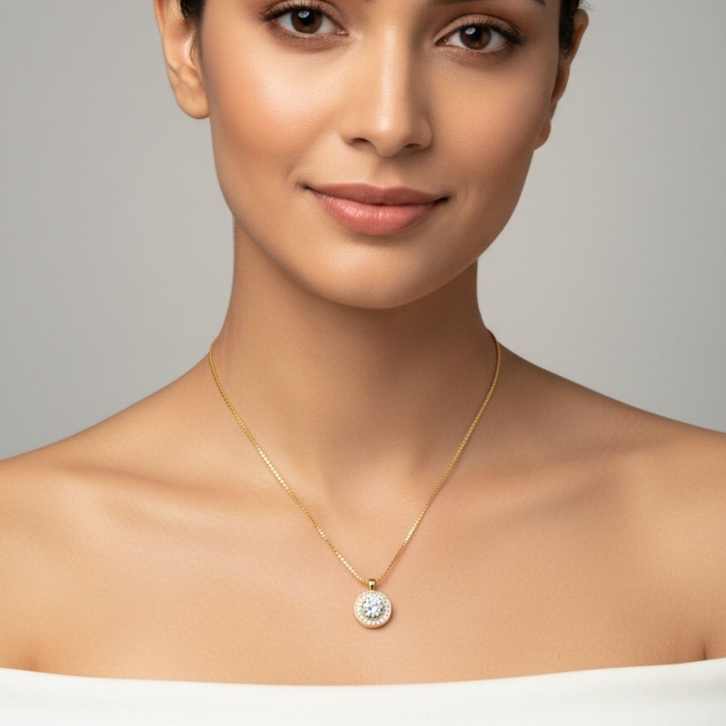 18K Gold Plated Round Halo Zircon Pendant Necklace