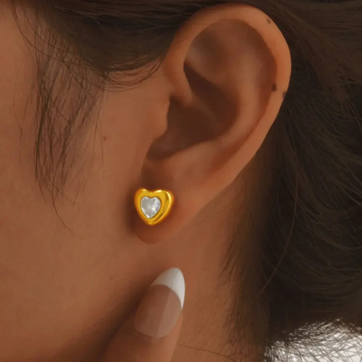 18K Gold Plated Heart Zircon Stud Earrings - RACHIVA