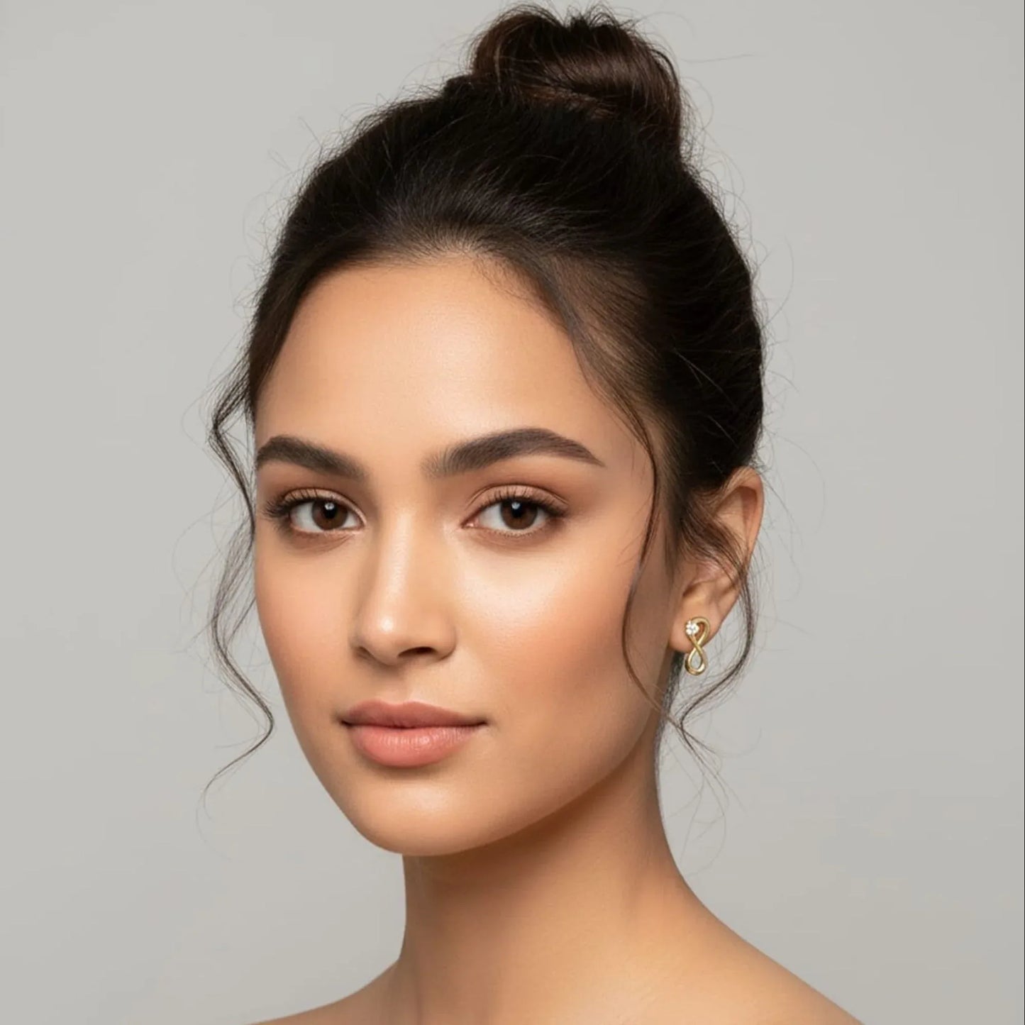 18K Gold Plated Infinity White Zircon Stud Earrings - RACHIVA