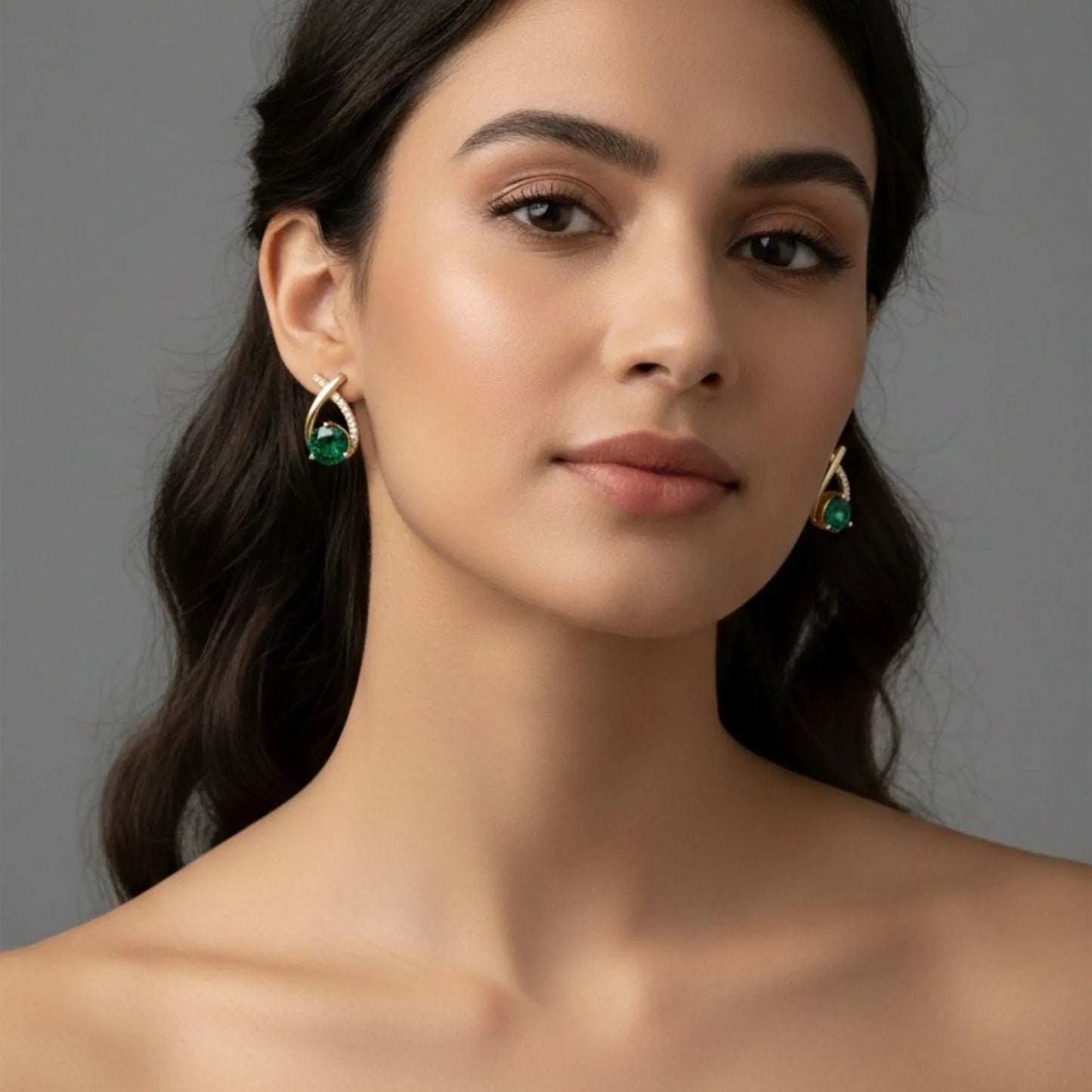 18K Gold Plated Emerald Curve Stud Earrings - RACHIVA