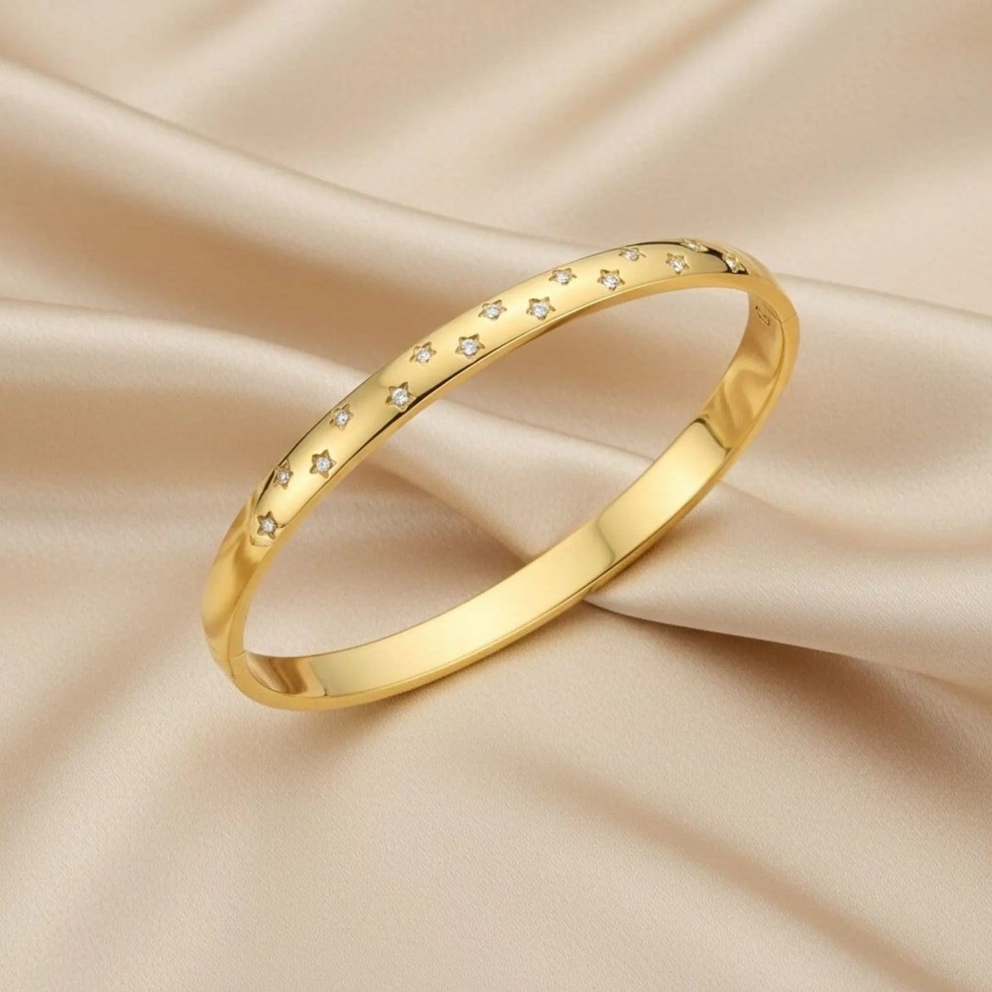 18K Gold Plated Star Zircon Minimal Bangle - RACHIVA
