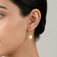 18K Gold Plated Teardrop Pearl Huggie Hoop Earrings