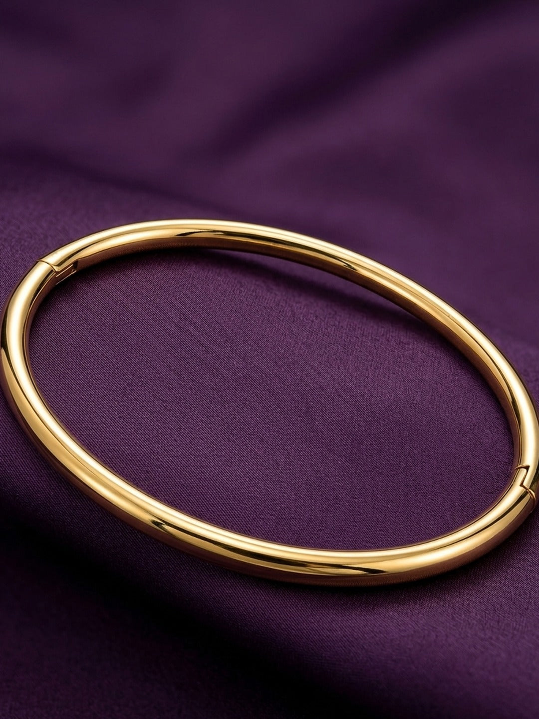 18K Gold Plated Plain Polished Oval Bangle